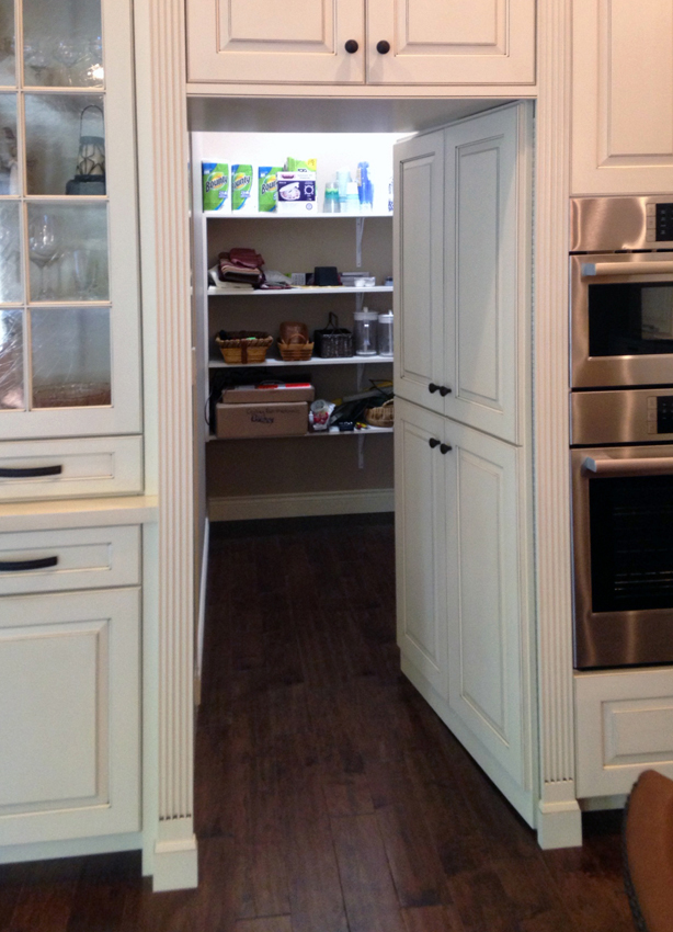 Traditional Kitchens - Cabinet Studio, Inc. - Cedar Rapids, Iowa